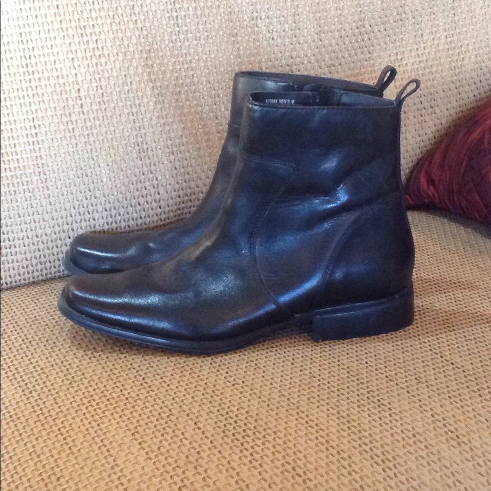 Rockport boot, only worn a few times